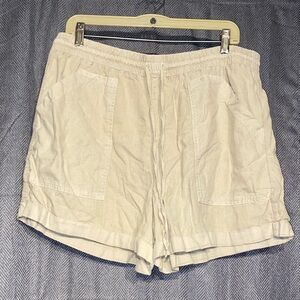 Universal Thread Women's Tan Cargo Shorts